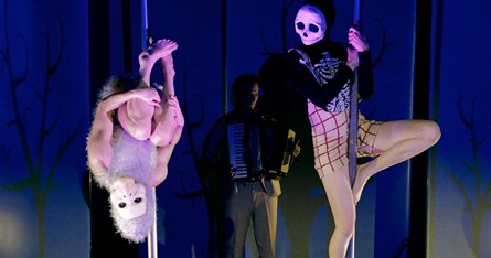 Når døden banker på Teater Dyrelab